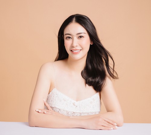 Hoa hậu Doanh nhân Hà Kiều Anh độc quyền mang thương hiệu hàng đầu Hàn Quốc về Việt Nam