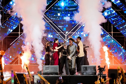 Miu Lê, Karik, OnlyC, HIEUTHUHAI,... quẩy siêu ngầu tại đêm concert MTV School Fest