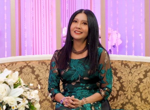 [Clip]Danh ca Họa Mi, Quang Hà trải lòng về sự xa cách