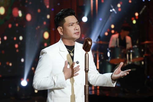 Nguyễn Nhật Minh giọng ca vàng bolero muốn đem lời ca tiếng hát làm đẹp cho đời 