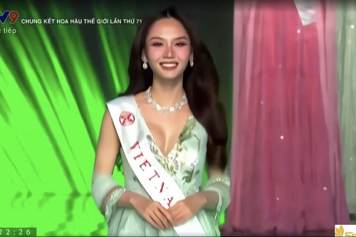 Hoa hậu Mai Phương rạng rỡ trong ngày chung kết, intop 40 chung cuộc