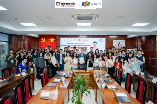 D.Educare mang “Mở lối nghề nghiệp cùng AI” đến với hàng nghìn sinh viên