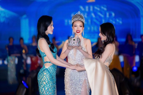 Annie Nguyễn đăng quang Hoa hậu Doanh nhân Hoà bình Thế giới 2025 tại Đài Loan  