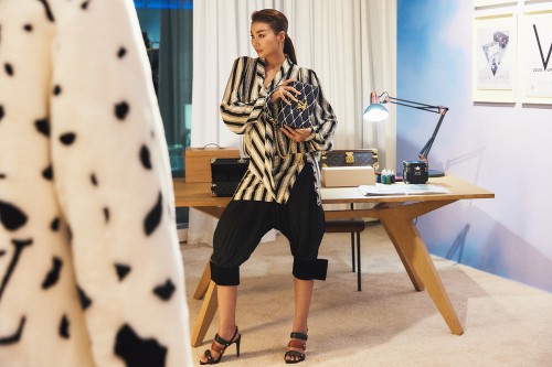 Thanh Hằng - siêu mẫu Việt hiếm hoi chinh phục đồ runway của Louis Vuitton