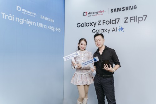 Galaxy Z Fold7 ghi điểm trong mắt nhạc sĩ Dương Khắc Linh