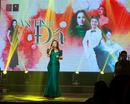 Thanh Lam – Hà Trần cùng các nghệ sĩ thăng hoa trong đêm nhạc “Ân tình của đá” của nhạc sĩ Trần Hải Sâm