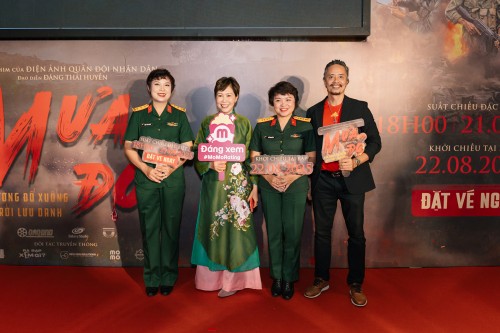 THƯỢNG TÁ, NSƯT, ĐẠO DIỄN ĐẶNG THÁI HUYỀN: “THÔNG ĐIỆP CỐT LÕI CỦA ‘MƯA ĐỎ’ CHÍNH LÀ SỰ HOÀ HỢP DÂN TỘC, ĐOÀN KẾT TOÀN DÂN SẼ TẠO NÊN MỘT ĐẤT NƯỚC VỮNG MẠNH”