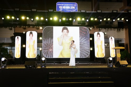 Lý Nhã Kỳ sản xuất Countdown Sông Ray 2026 Vui hội non sông rộn ràng đón năm mới cùng 7.000 người dân Đồng Nai