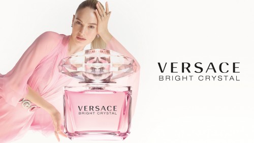 VERSACE BRIGHT CRYSTAL – VẺ ĐẸP CỦA KHOẢNH KHẮC ĐƯỢC NÂNG NIU