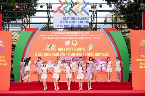 QUẾ ANH, YẾN NHI CÙNG THÍ SINH MISS WORLD VIETNAM 2025 ĐỔ BỘ NGÀY CHẠY OLYMPIC 