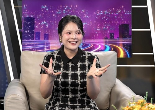 “Người đẹp Bản lĩnh” Miss Cosmo Vietnam - Giáng Ngọc trả lời câu hỏi “Lỡ cả đời không rực rỡ thì sao?”