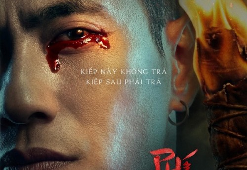 [Clip]Phí Phông: Quỷ Máu Rừng Thiêng tung bộ ảnh diễn viên rùng rợn: Nữ gây ám ảnh với dị nhãn ba tròng, nam rỉ máu từ hốc mắt 