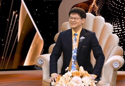 [Clip]Danh ca Thái Châu tiết lộ từng chia tay người yêu vì rào cản “môn đăng hộ đối”