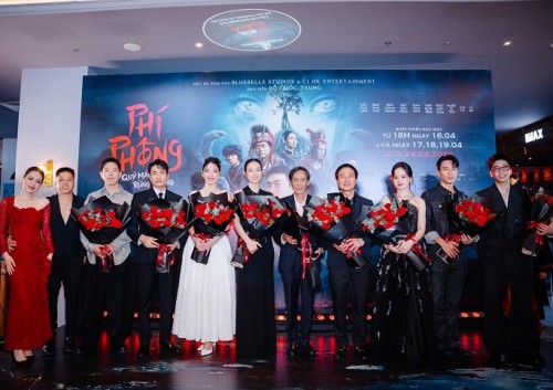 Phí Phông: Quỷ Máu Rừng Thiêng thu 20 tỷ đồng trong ngày đầu chiếu sớm