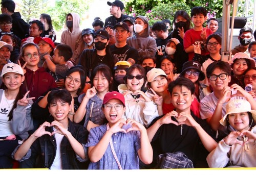 Song Luân, Anh Tú, Đỗ Nhật Hoàng hội ngộ tại “Mái ấm gia đình Việt” ghi hình tại TP.HCM