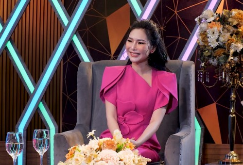 [Clip]Phương Uyên: Quyết định bỏ ngành Sư phạm để theo đuổi ước mơ nghệ thuật 