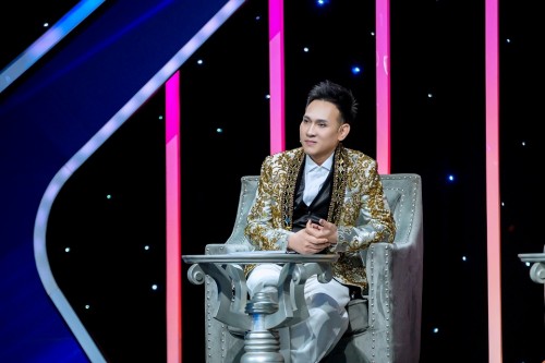 [Clip]Ca sĩ Nguyên Vũ từng nghĩ đến việc giải nghệ, muốn dành thời gian nhiều hơn cho mẹ