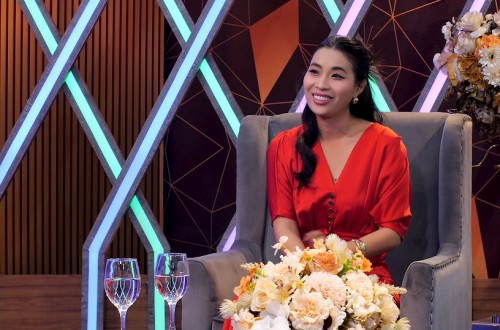 [Clip]Diễn viên Phạm Yến tiết lộ từng mê hát nhưng đi thi kịch