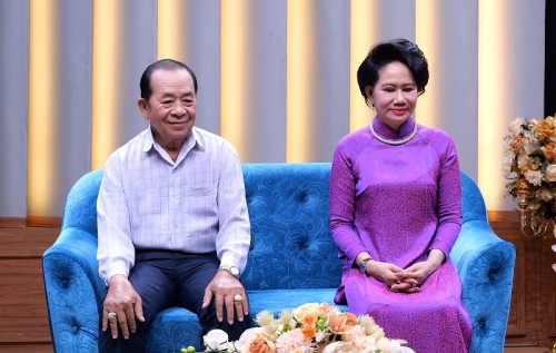 [Clip]Mảnh Ghép Hoàn Hảo: Con riêng ngăn cản tình yêu của cha vì mẹ kế trẻ đẹp 